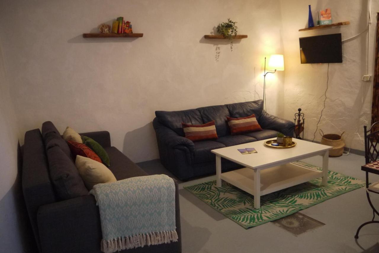 גרנדילה דה אבונה Eco Holidays Cave House Justine מראה חיצוני תמונה